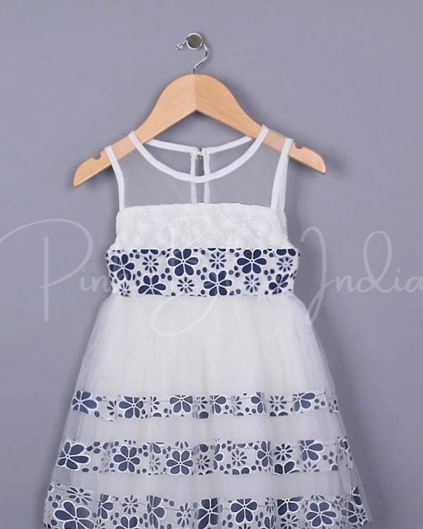 Posh white net birthday dress for baby girls, cute party gown