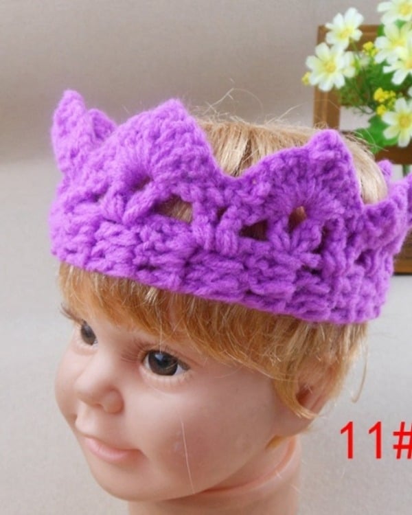Purple crochet crown hat for kids, cute photo prop for birthday and photoshoot