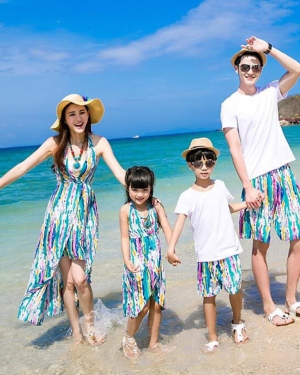 Blue pink matching outfits for family, comfortable and stylish for summer outings
