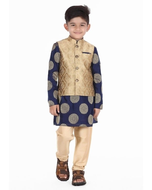 Kurta and churidar pants for boys, stylish and festive for weddings