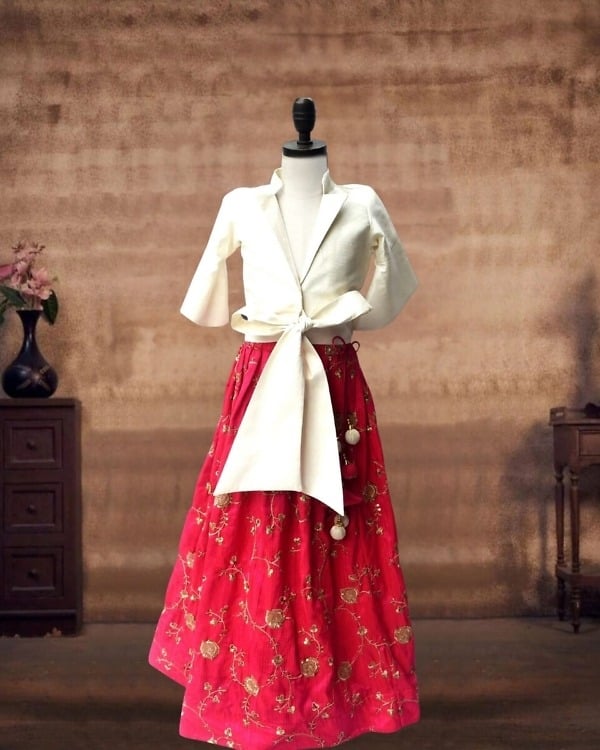 Girls silk skirt with crop top, stylish wedding or party wear