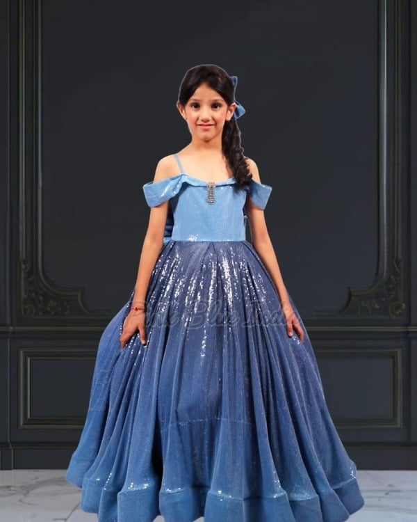 Gorgeous birthday party dress for baby girl, stylish festive outfit