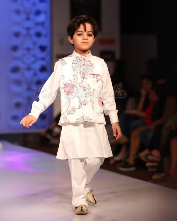 White kurta pajama with floral Nehru jacket for boys, festive outfit