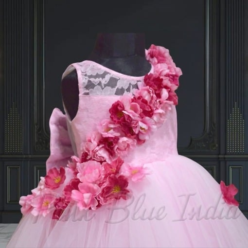 back-with-big-bow-party-dress