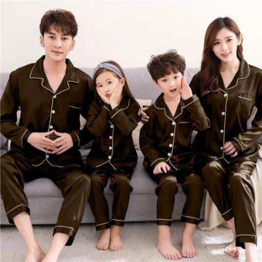 brown-family-matching-night-wear