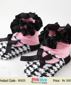Trendy Black and White Checks Anti Slip Baby Socks with Frills