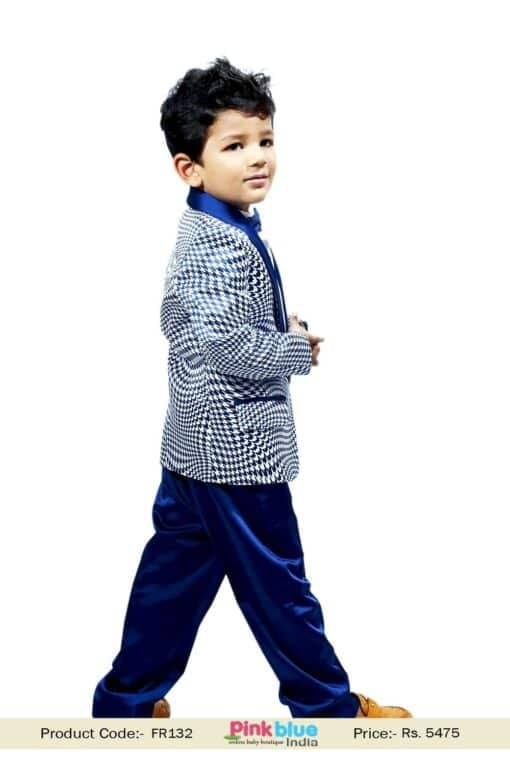 2017 Collection boys Tuxedo Wedding Suit kids Dresswear India