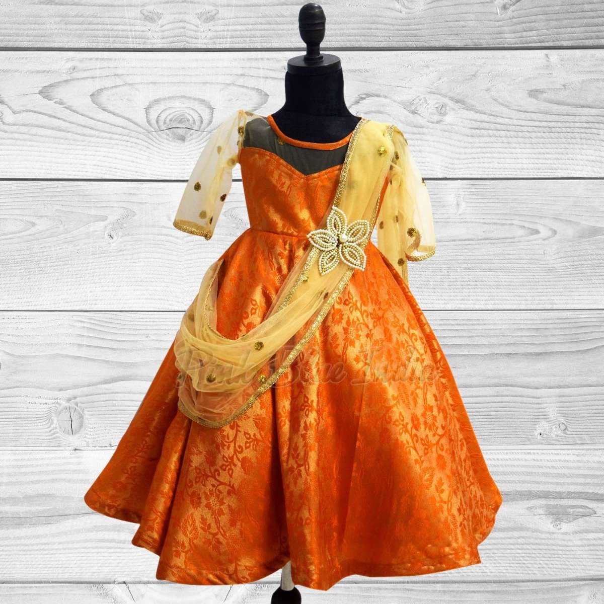 Girls 8-9 Yrs / Teenage Girl Green & Pink Chanderi Silk Gown/Pattu Gown  #54096 | Buy Kids Pattu Pavada Online