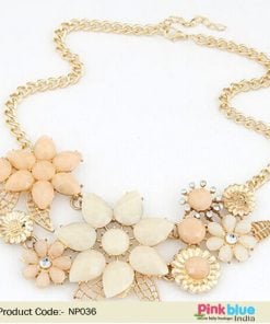 Gorgeous Vintage Necklace with Peach and Off White Stones