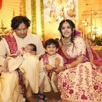 family-matching-outfits