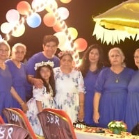 sisters-matching-outfits