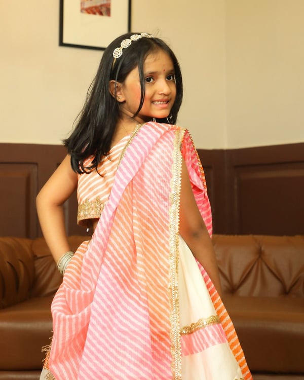 Girls Leheriya Lehenga Set Wedding Wear Pink Blue India side view